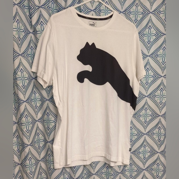 Puma vintage mens XL big cat graphics front -back good condition - Picture 1 of 5